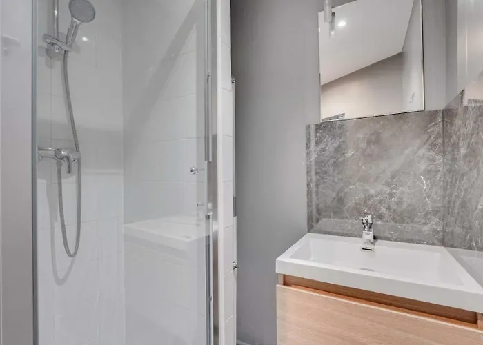 Comfortable - 2p - Canal Saint-martin *